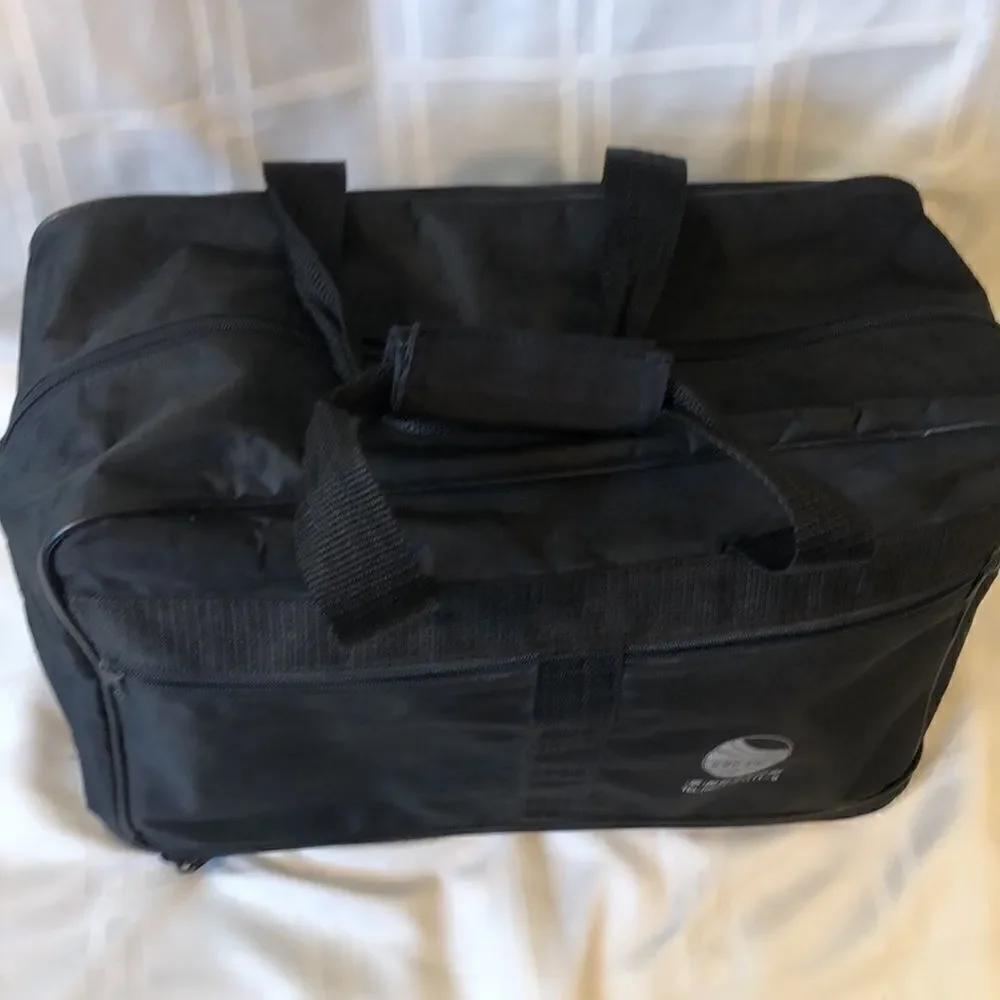 TRAVEL BAG EXPANDABLE NYLON adjustable shoulder strap Kwang Myung Tour USED